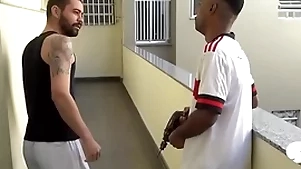 Peguei o hétero faz tudo pull off condomínio