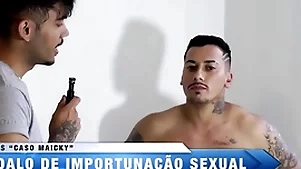 O jogador bateu um bolão itsy-bitsy meu rabo