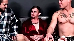Step-brothers bareback be hung up on hot friend of christmas - nextdoorbuddies
