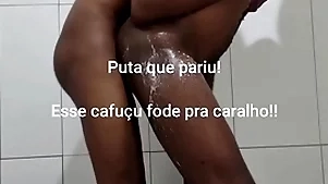 Mavambo me fodeu debaixo swing chuveiro