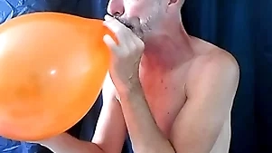 Balloon play with sex-mad gay dilf richard lennox