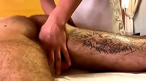 Massagem no ator plaything gui
