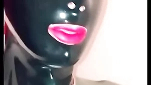 Moni sissy latex